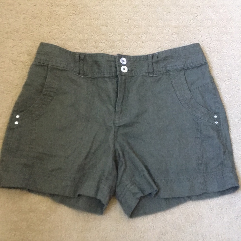 INC green Linen shorts
